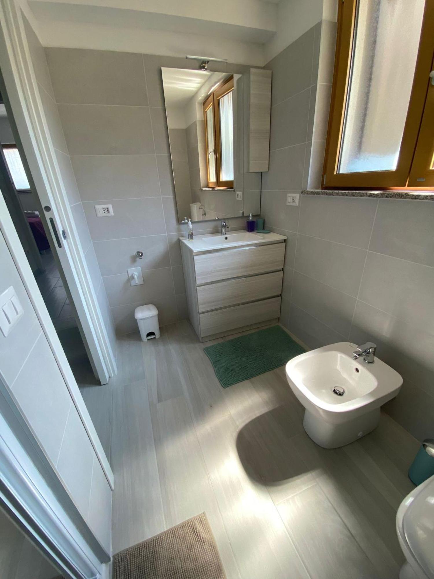 Corte 22 B&B E Appartamenti Borgomanero Quarto foto